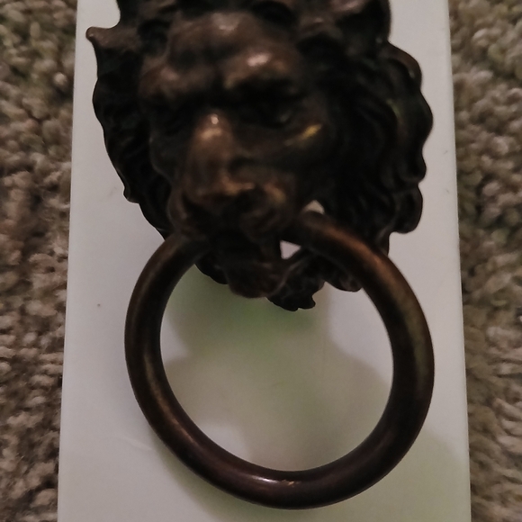 Lion Head Door Knocker in Bronze - Picture 5 of 6